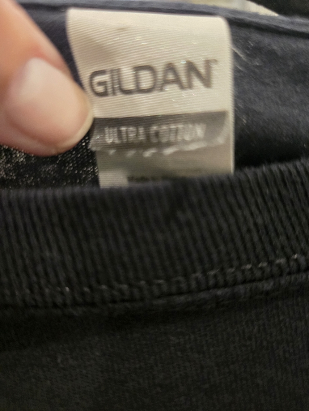 Gildan Black Crewneck Sweatshirt - Picture 3 of 4